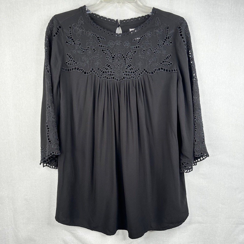 Chico's Blouse top embroidered eyelet yoke loose flowy bell half sleeves s. 8/10